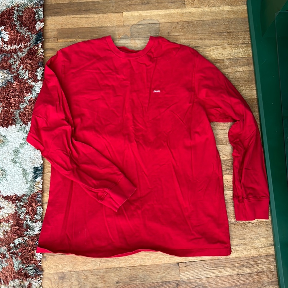 SUPREME SWEATSHIRT